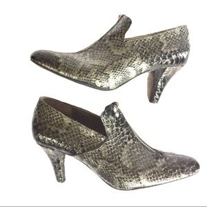 Faux Snakeskin Booties Heels 7.5​​